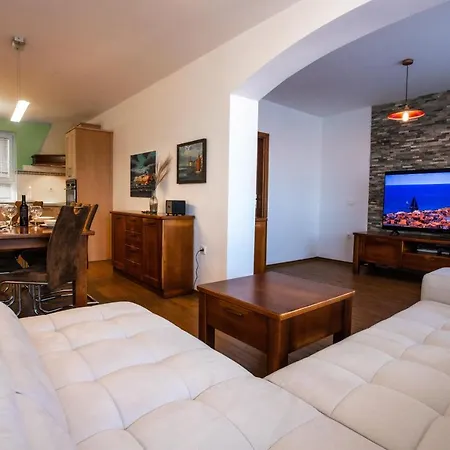 Vrenjak 2 * Portorož